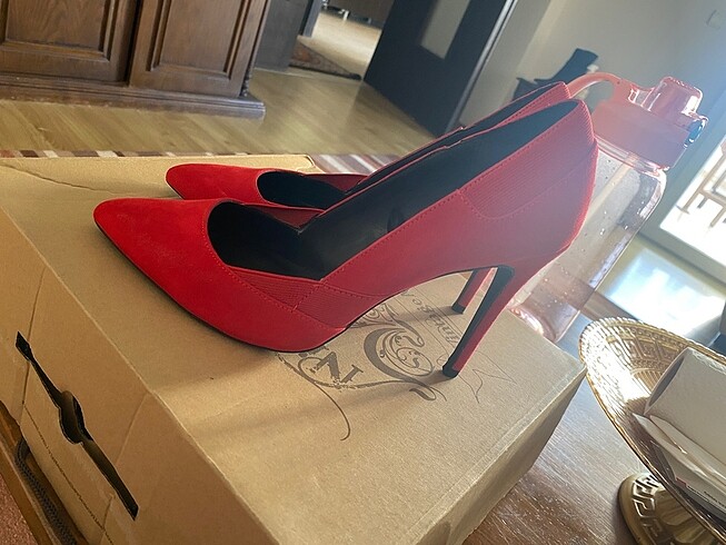 39 Beden kırmızı Renk Kırmızı stiletto