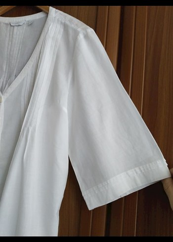 Kadın Beyaz Dantel Detaylı V Yaka Bluz - Görsel 4