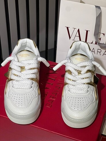 Valentino Valentino