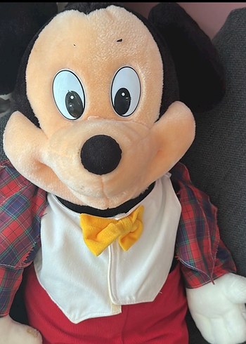 Kırmızı Şortlu Mickey Mouse Peluş Oyuncak - Görsel 2