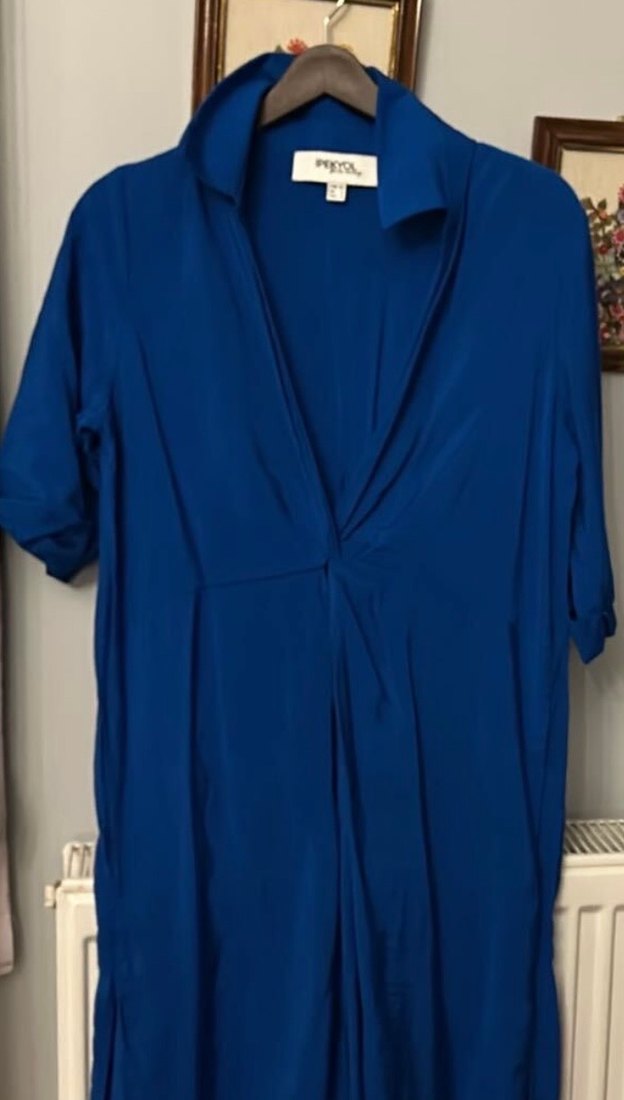 Mavi V Yaka Uzun Salaş Elbise - Görsel 2