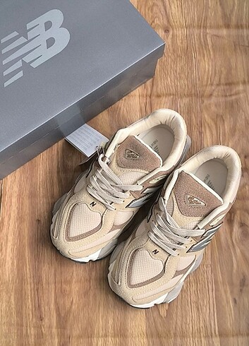 New Balance ????????????YENİ RENK???????????? NEW BALANCE 9060 KREM KAHVE 