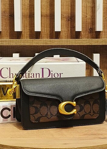 COACH TABBY SMALL NEW MODEL SIZE ?? 12 CM ??COACH TABBY SMALL NE