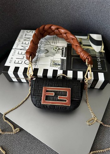 Beden bordo Renk FENDİ Zincir Detaylı Parisian Kadın Çanta