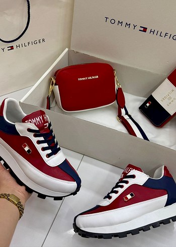 Beden Tommy Hilfiger Renkli Deri Kadın Çanta ve ayakkabı kombini