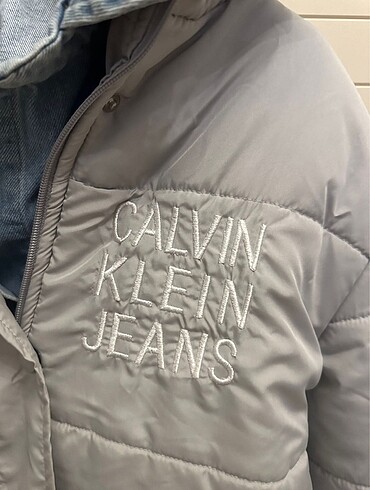 Calvin Klein Özel Tasarım Marka Kaban