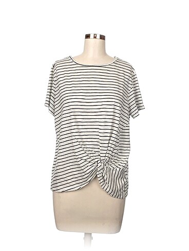 Mudo T-shirt %70 İndirimli.