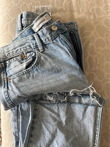 40 Beden mavi Renk Stradivarius Jean