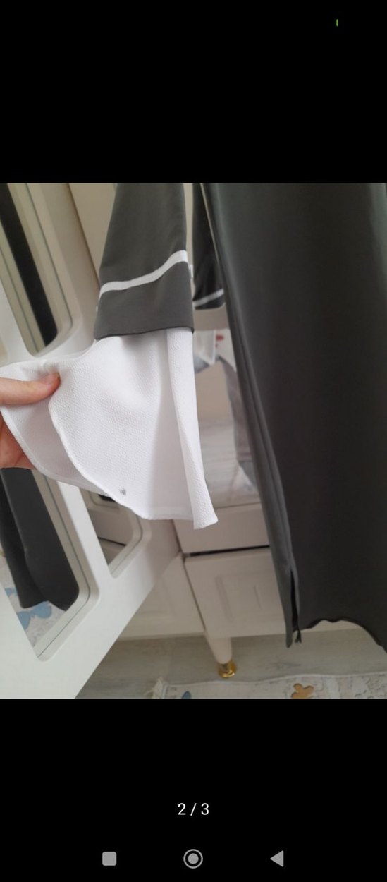 Uzun Kollu Siyah Drapeli Kadın Tunik - Görsel 2