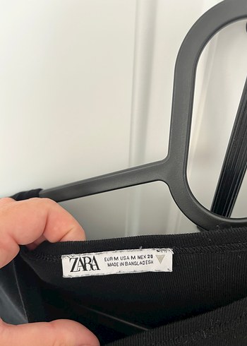Zara Siyah Kısa Kollu Crop Top