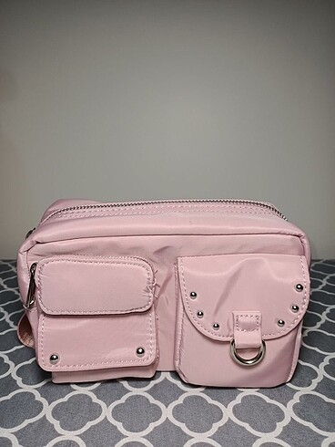 Bershka Pembe Makyaj Çantası