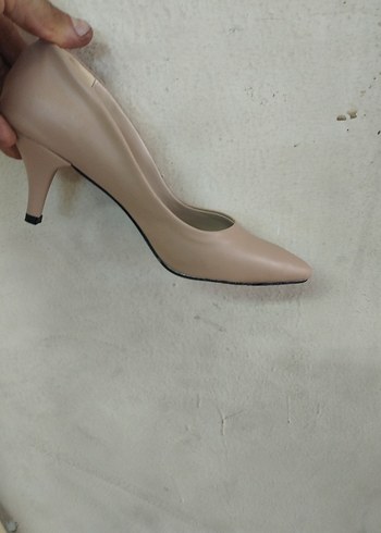 Bej Stiletto Topuklu Kadın Ayakkabı