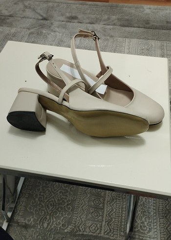 Bej Tokalı Kadın Topuklu Ayakkabı - Görsel 2