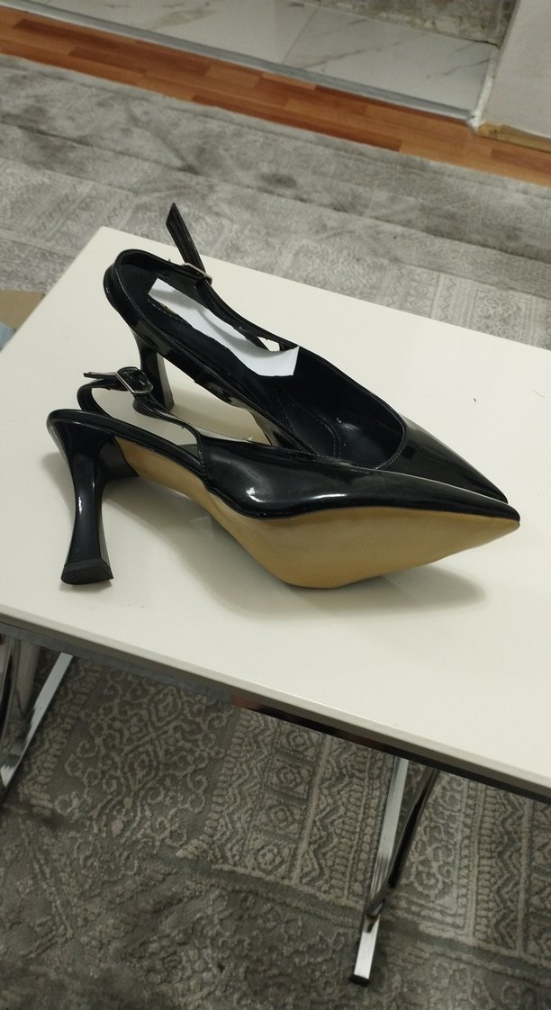 Klasik Siyah Topuklu Kadın Ayakkabı - Görsel 2