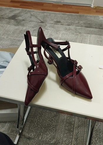 Bordo Deri Tokalı Stiletto - Görsel 2