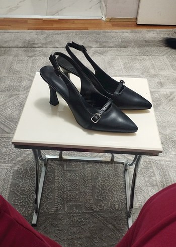 Siyah Deri Tokalı Stiletto - Görsel 2