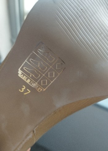 Bej Kadın Deri Dizüstü Topuklu Bot - Görsel 2