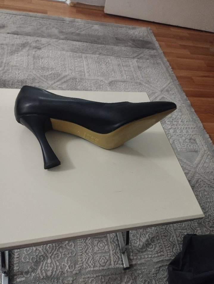 Kadın Siyah Stiletto Topuklu Ayakkabı - Görsel 3