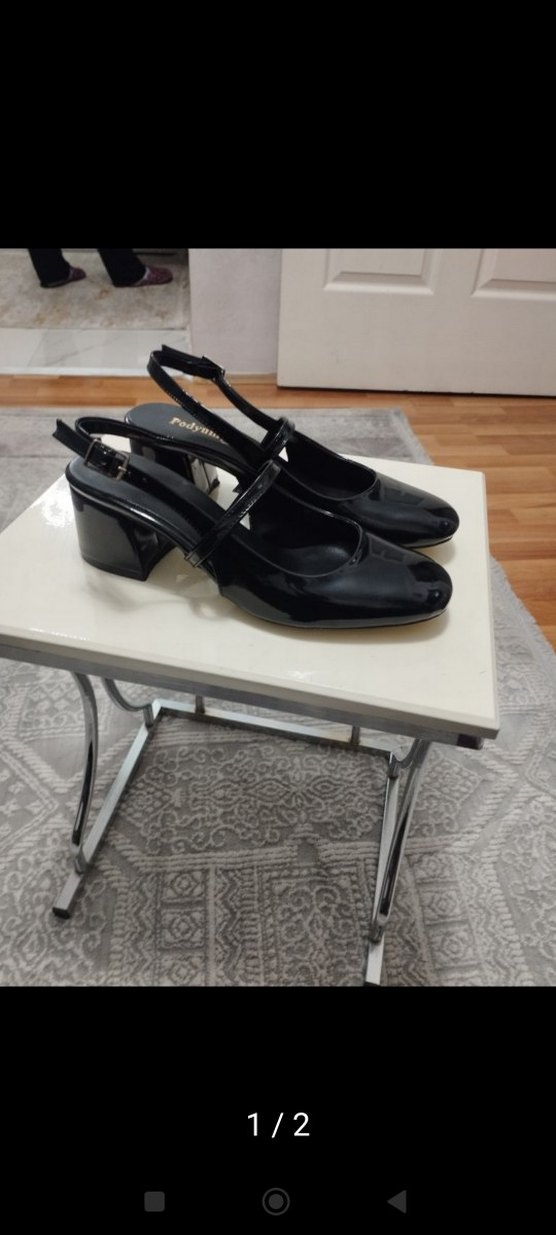 Siyah Tokalı Kadın Topuklu Klasik Ayakkabı - Görsel 2