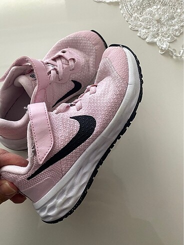 Nike spor ayakkabı
