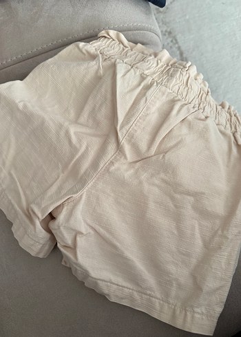 Kızlar için Bej Keten Bol Kesim Şort - Görsel 3