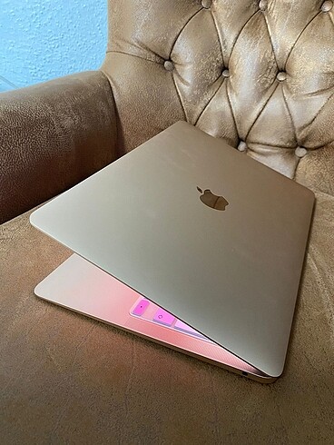 MACBOOK AİR M1