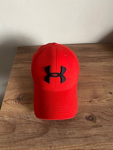 UNDER ARMOUR ŞAPKA