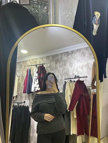 ?Madonna Yaka Kazak?