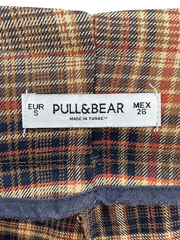 s Beden çeşitli Renk Pull and Bear Düz Kesim %70 İndirimli.