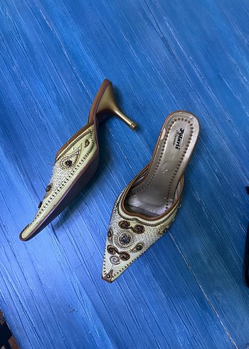 Bohem Vintage Nakışlı Boncuk Detaylı Kadın İnce Topuk Terlik - Görsel 3