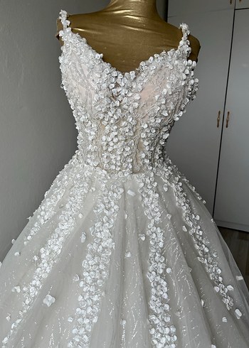 V Yakalı Prenses Gelinlik - Görsel 14