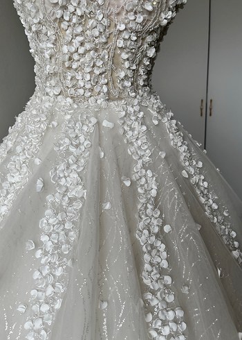 V Yakalı Prenses Gelinlik - Görsel 12