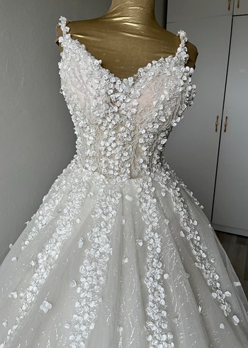 V Yakalı Prenses Gelinlik - Görsel 5