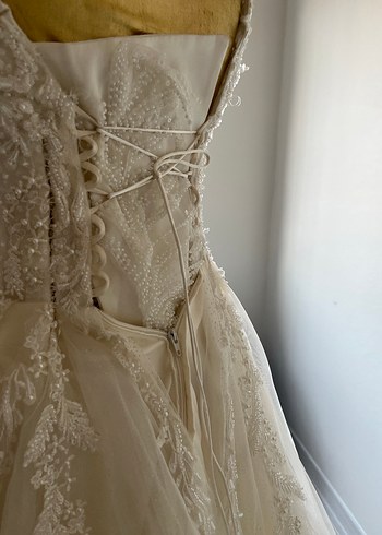 V Yaka Kolsuz A Kesim Beyaz Gelinlik - Görsel 12