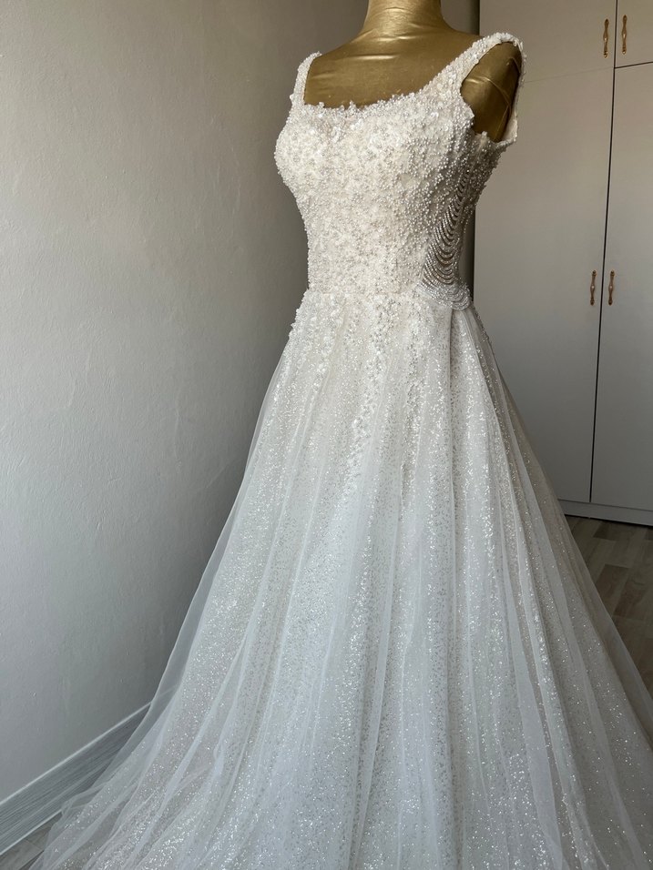 Straplez A Kesim Beyaz Gelinlik - Görsel 3