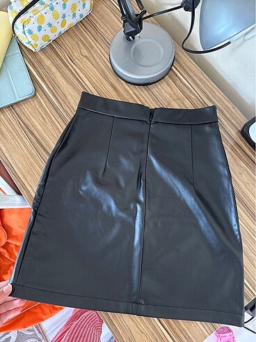 Diğer Butik kadın mini deri etek