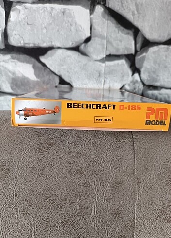 Beecraft D -185 1/72 uçak maketi.