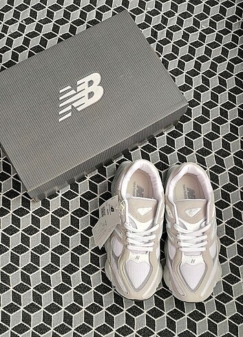 NEW BALANCE 9060 BUZ BEYAZ