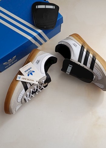 ADİDAS BAD BUNNY X GAZELLE BEYAZ