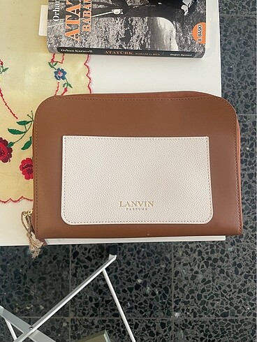 Lanvin Makyaj Çantası