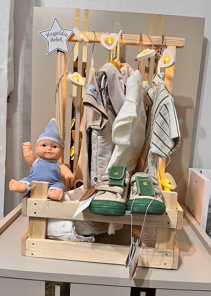 Bebek sepeti kalpli Led ile hediye sepeti - Görsel 3