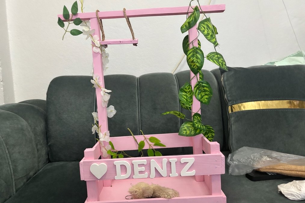 Pembe Ahşap Bebek sepeti - Görsel 3