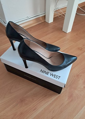 36 Beden Nine West Siyah Deri Stiletto Kadın Ayakkabı
