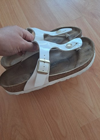 36 Beden beyaz Renk BIRKENSTOCK marka bayan Terlik 36 numara