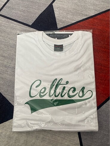 Boston Celtics T-shirt