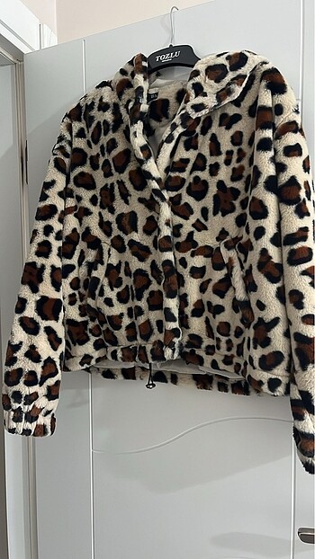 LEOPAR KAPSONLU CEKET