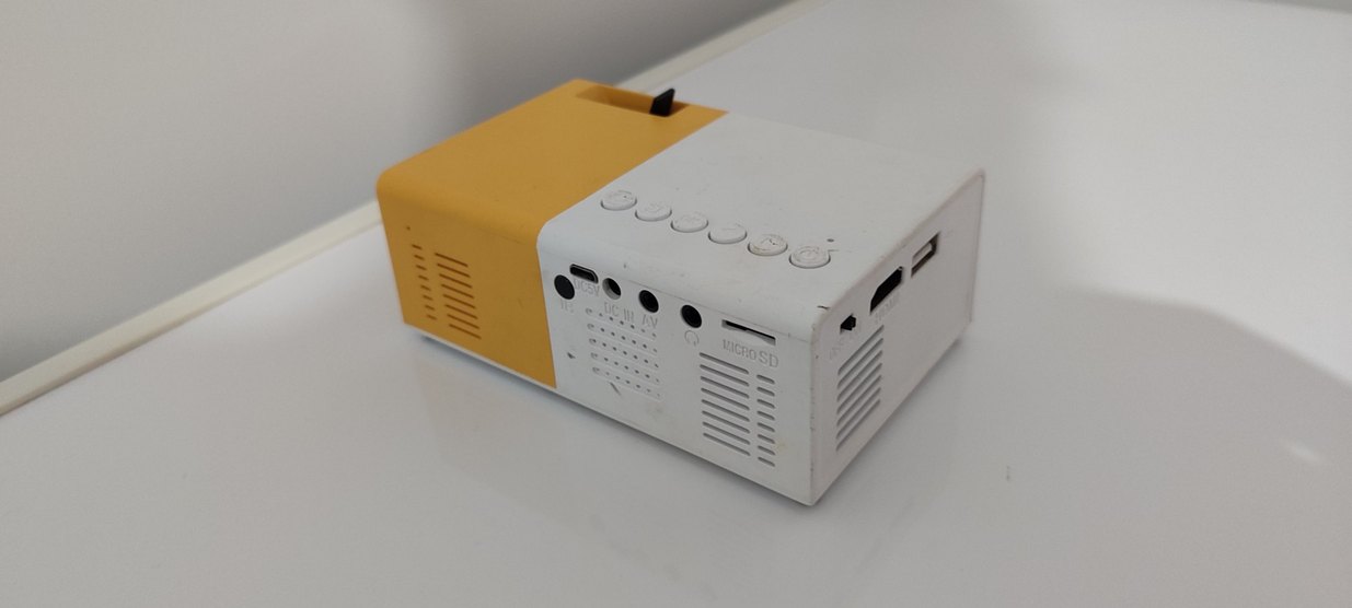 Mini Projeksiyon Cihazı - Görsel 3