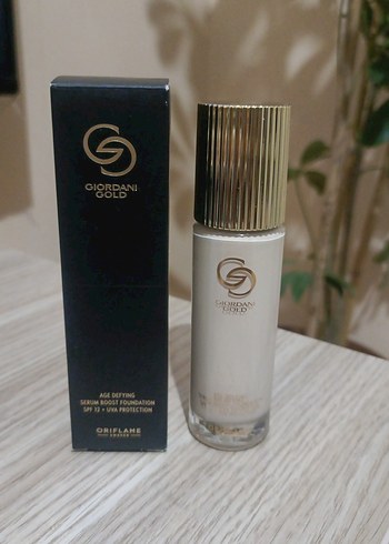 Giordani Gold Age Defying Güçlendirici Serum Fondöten - Görsel 2