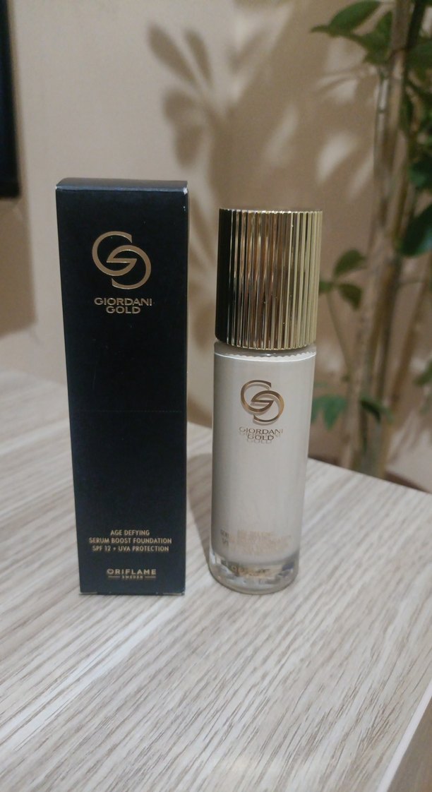 Giordani Gold Age Defying Güçlendirici Serum Fondöten - Görsel 2