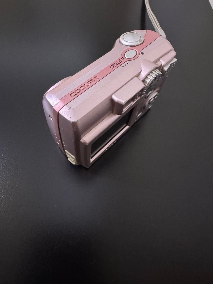 Nikon COOLPIX 4600 Pembe Dijital Kamera - Görsel 4